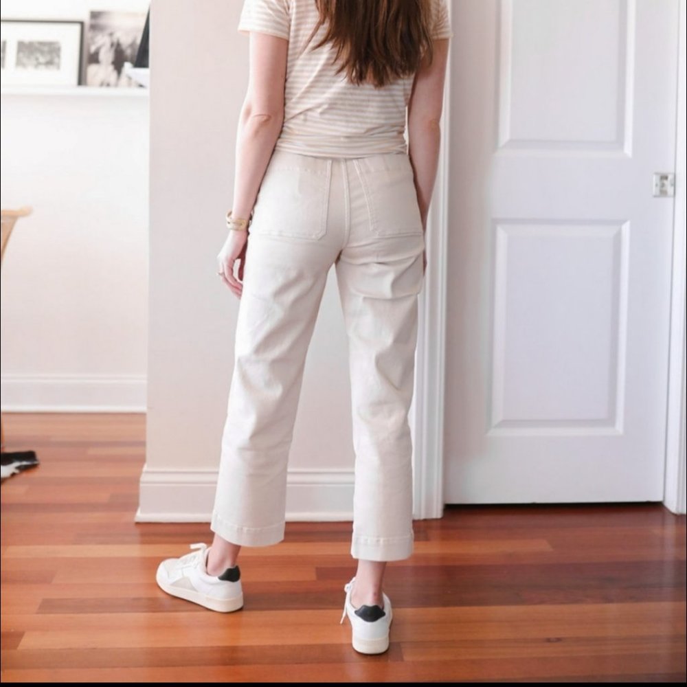EVERLANE Cropped Straight Regular Pants, Size 00, Bone Color